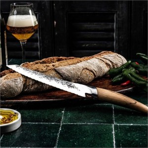 Forged katai broodmes sfeer