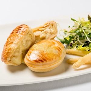Mini meatpie asparagus with chicken