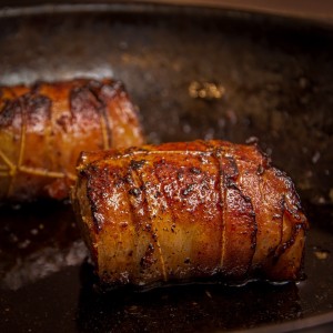 Bacon wrapped pork tenderloin Livar