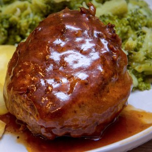 Ready-made meatballs in LIVAR/Blonde d'Aquitaine gravy