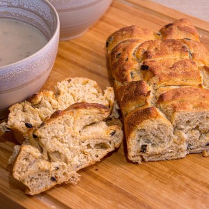 Pick bread sun tomato/olive
