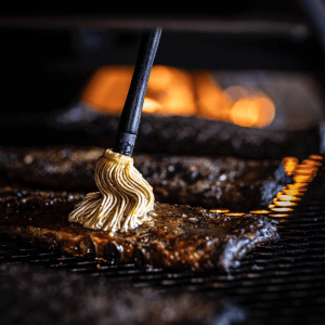 Holy smoke BBQ brush with extra attachments