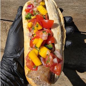 Boerewors with mango salsa